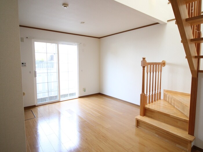 物件内観写真8　(居室)