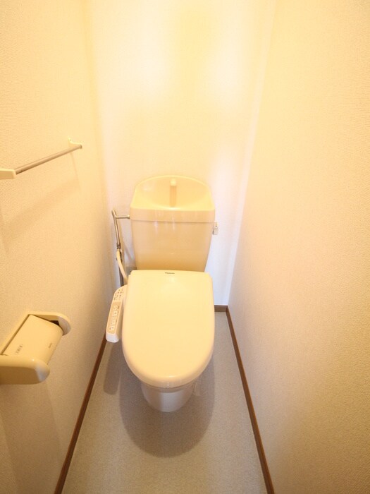 物件内観写真15　(トイレ)