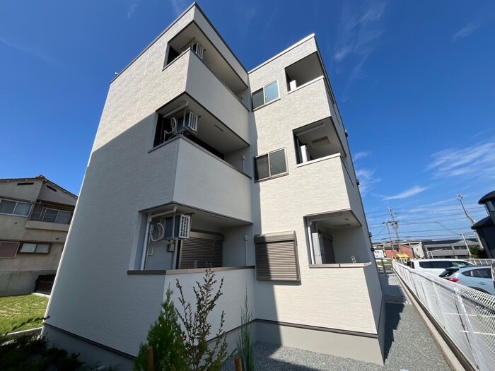 物件外観写真2　(外観写真)