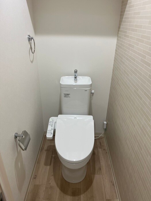 物件内観写真14　(トイレ)