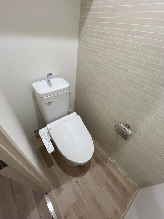 物件内観写真15　(トイレ)