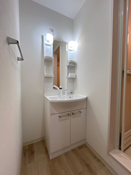 物件内観写真15　(洗面)