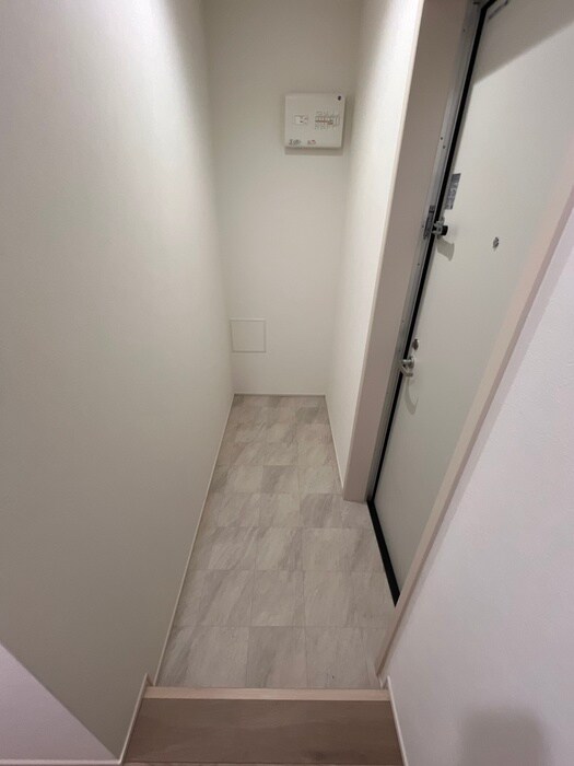物件内観写真18　(玄関)