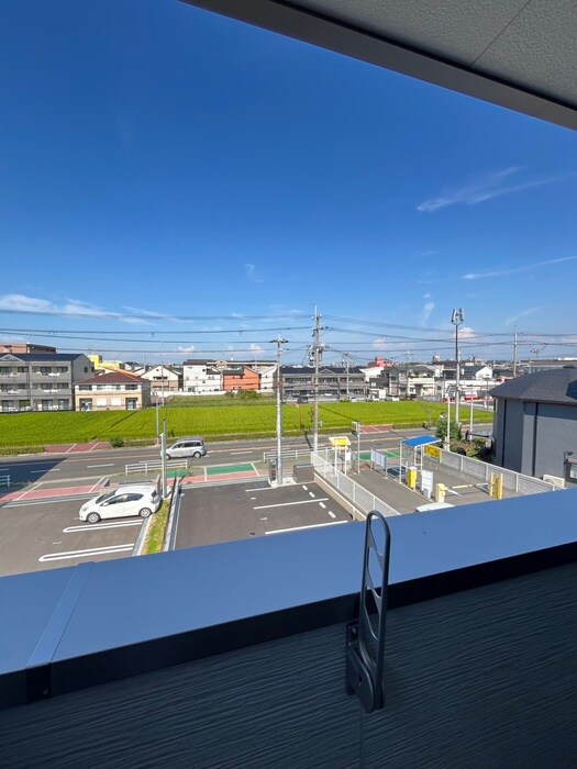 物件内観写真19　(室内からの展望)