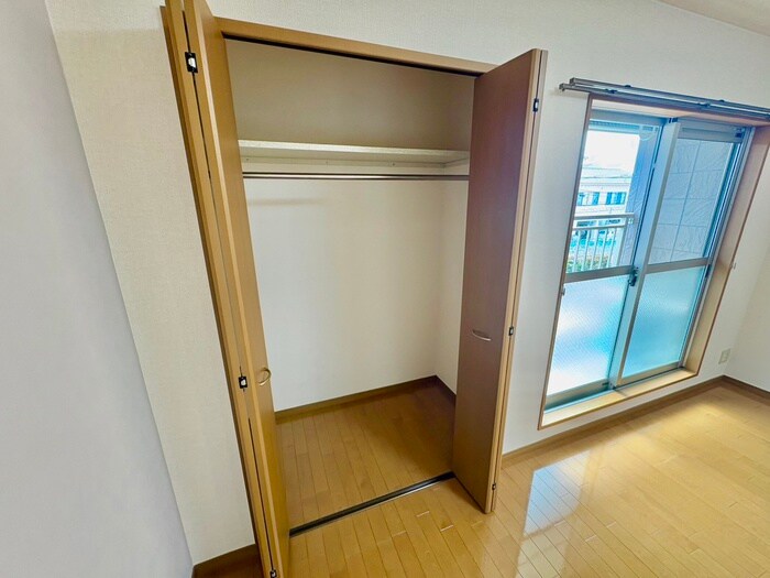 物件内観写真16　(収納)