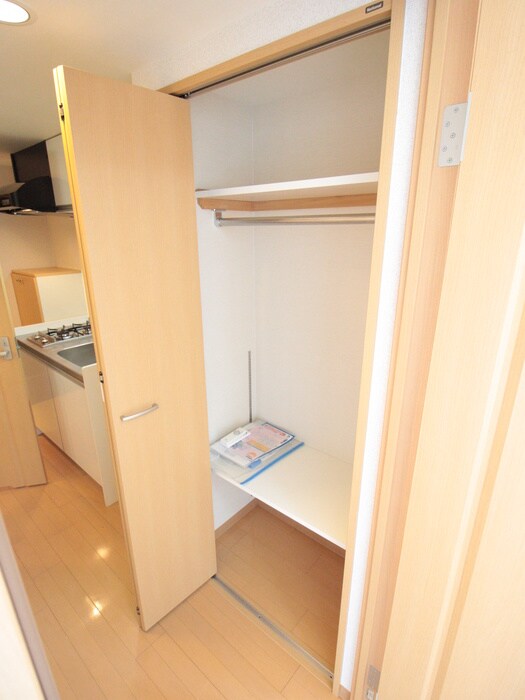 物件内観写真13　(収納)