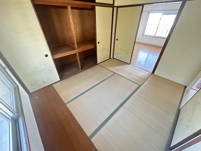 物件内観写真15　(居室)