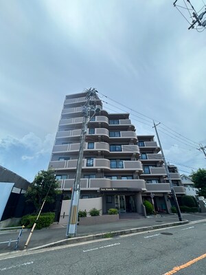 ﾗｲｵﾝｽﾞﾏﾝｼｮﾝ楠葉並木通(502)外観写真