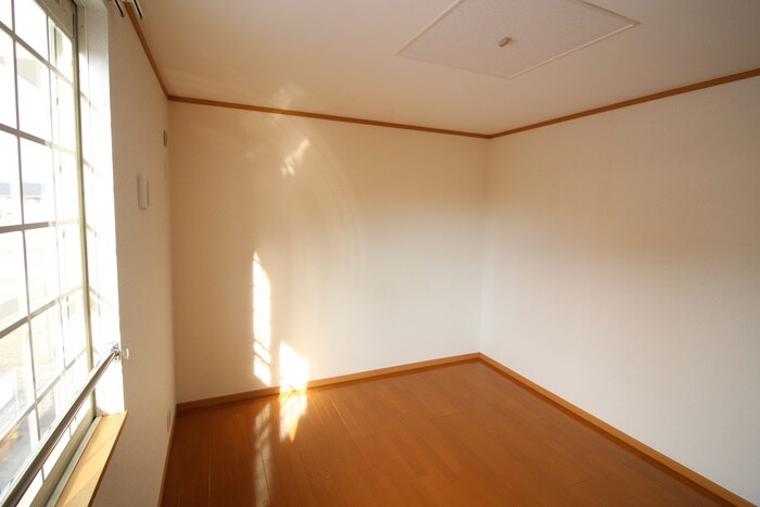 物件内観写真11　(居室)