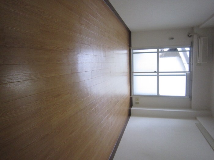 物件内観写真4　(居室)
