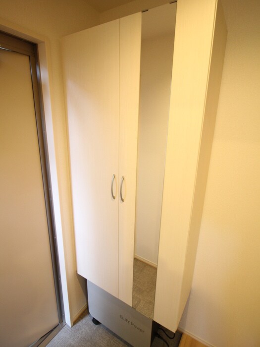 物件内観写真17　(靴箱)