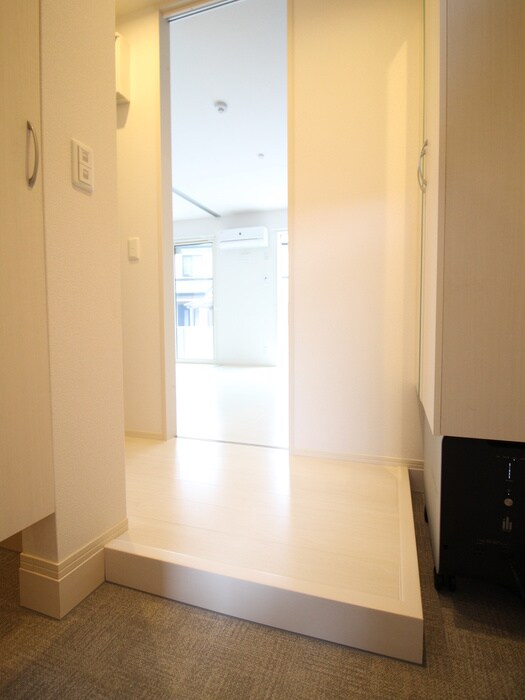 物件内観写真20　(玄関)
