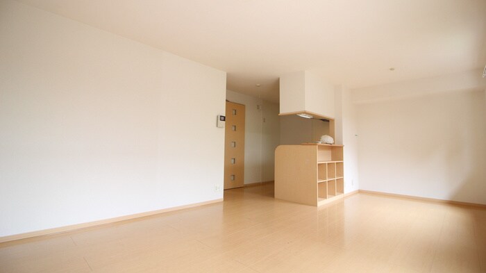 物件内観写真5　(ベランダ・バルコニー)