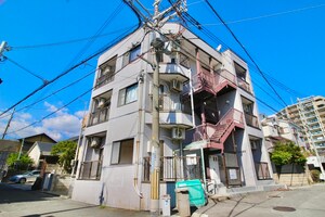 プレミール千里丘外観写真