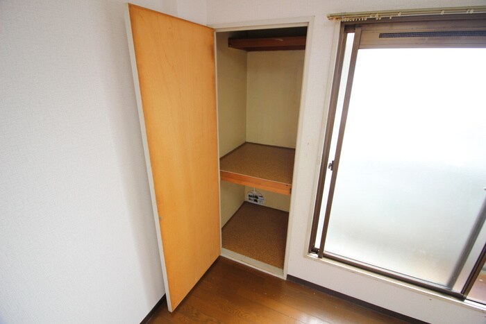 物件内観写真21　(収納)