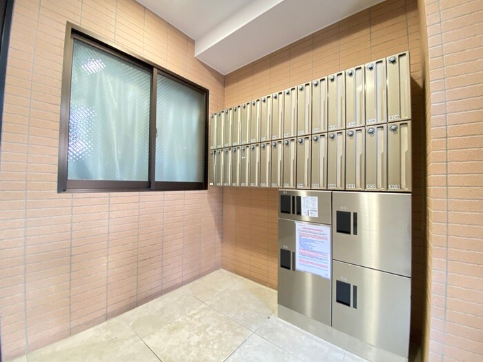 物件外観写真4　(建物設備)