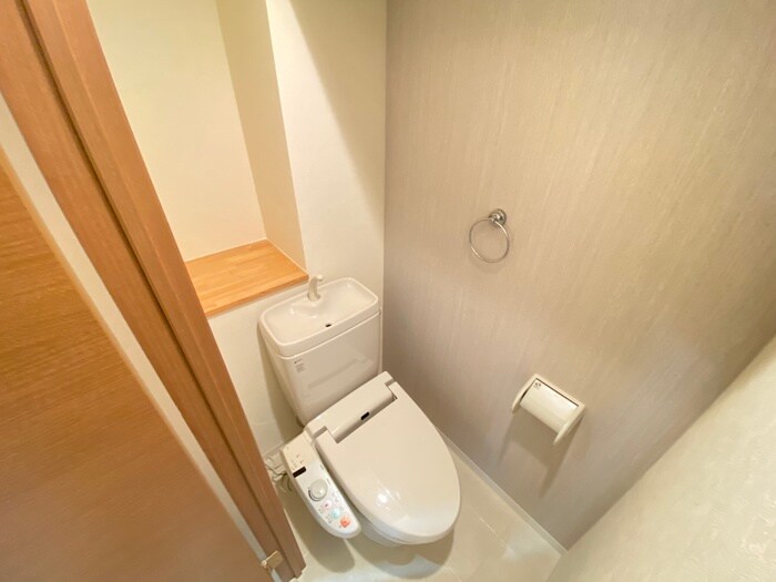 物件内観写真11　(トイレ)