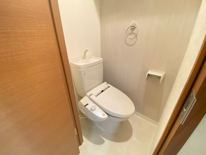 物件内観写真11　(トイレ)