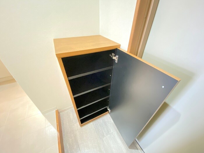 物件内観写真16　(靴箱)