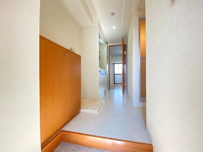 物件内観写真18　(廊下)