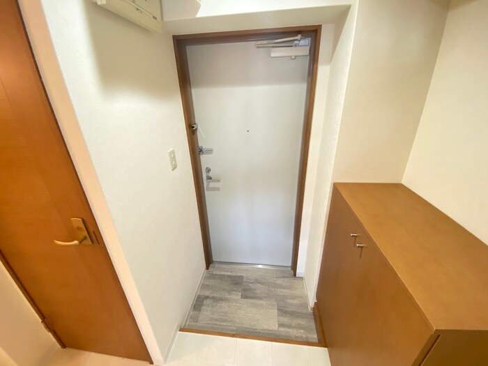 物件内観写真20　(玄関)