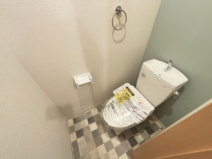 物件内観写真12　(トイレ)