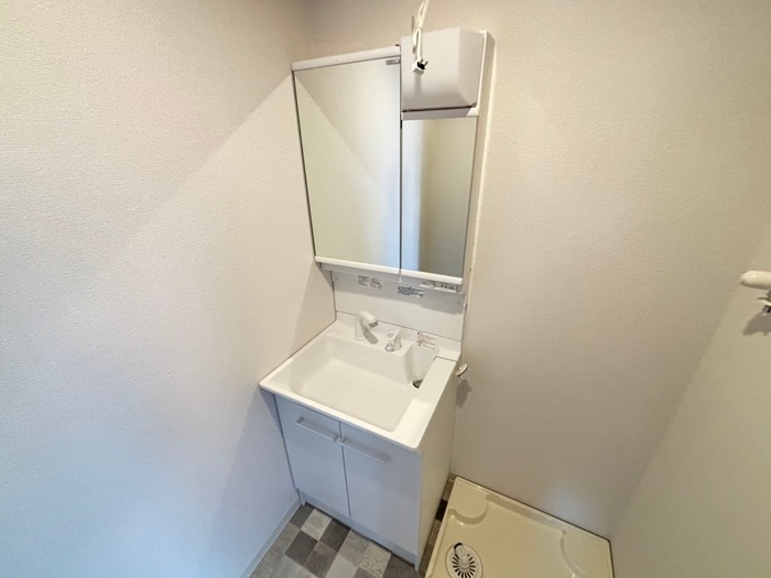 物件内観写真13　(洗面)