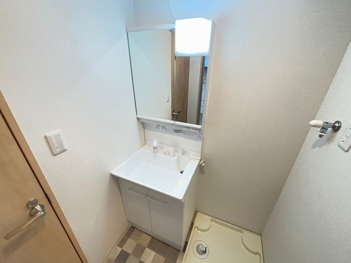 物件内観写真13　(洗面)