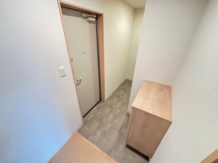 物件内観写真15　(玄関)