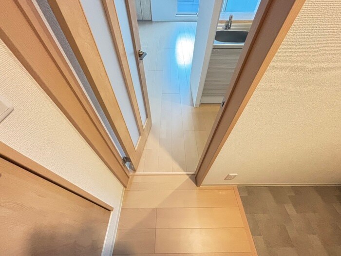 物件内観写真16　(廊下)