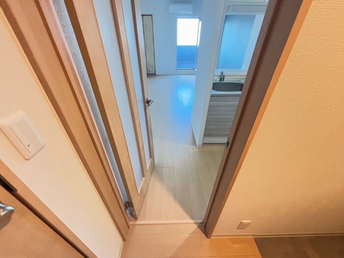 物件内観写真16　(廊下)