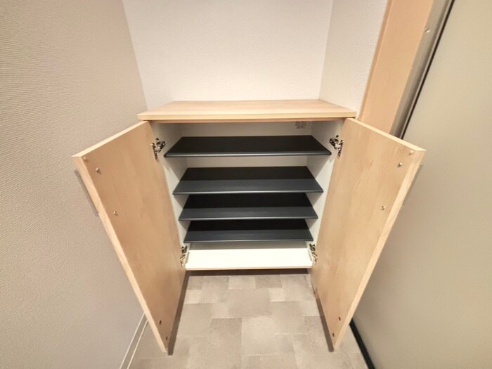 物件内観写真17　(靴箱)