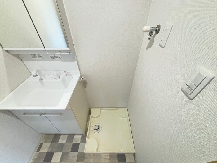 物件内観写真20　(洗濯機置場)