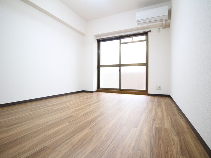 物件内観写真11　(居室)