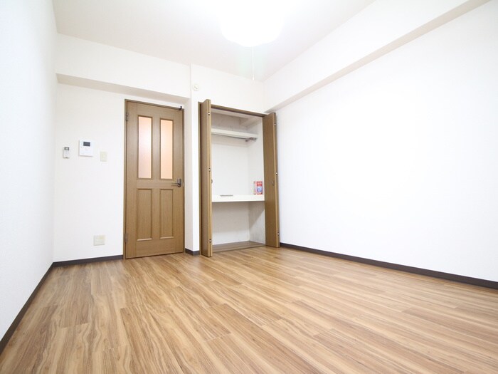 物件内観写真12　(居室)