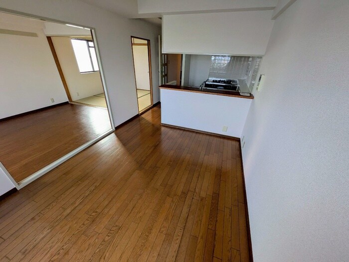 物件内観写真9　(居室)