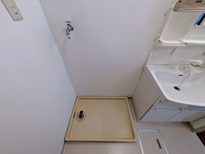 物件内観写真22　(洗濯機置場)