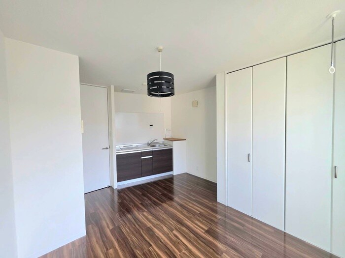 物件内観写真19　(居室)