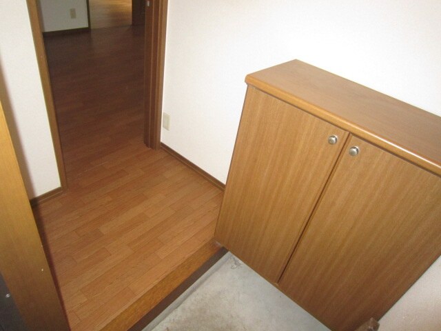 物件内観写真12　(靴箱)