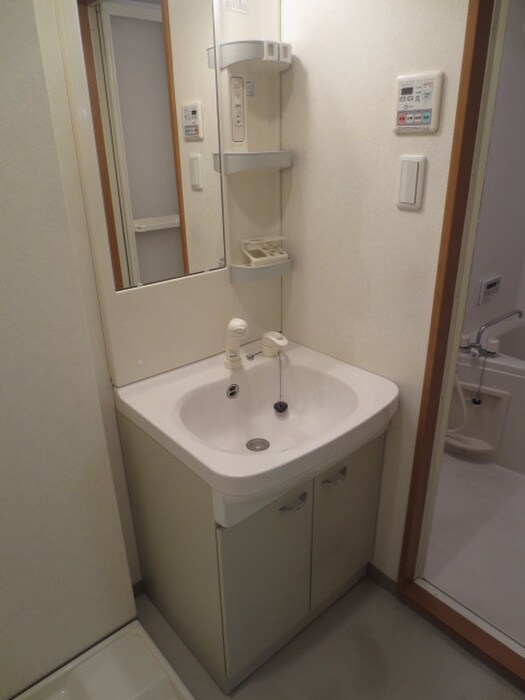 物件内観写真12　(洗面)