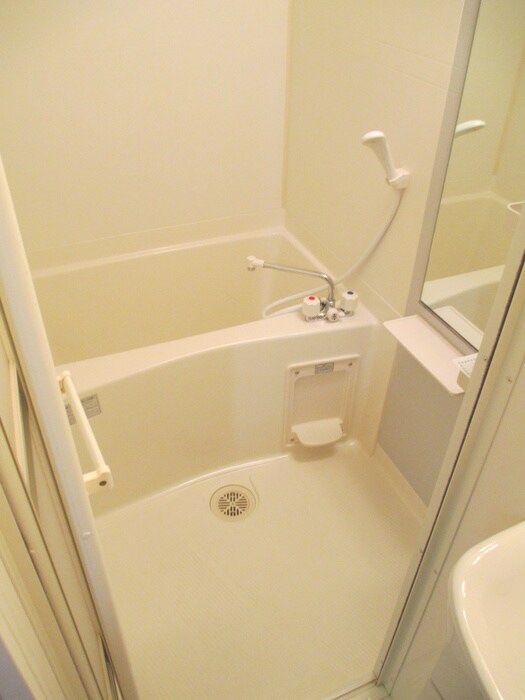 物件内観写真10　(バス／シャワールーム等)