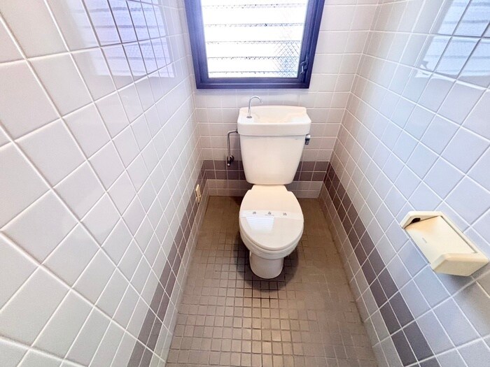 物件内観写真11　(トイレ)