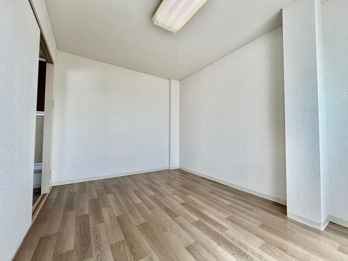 物件内観写真21　(居室)