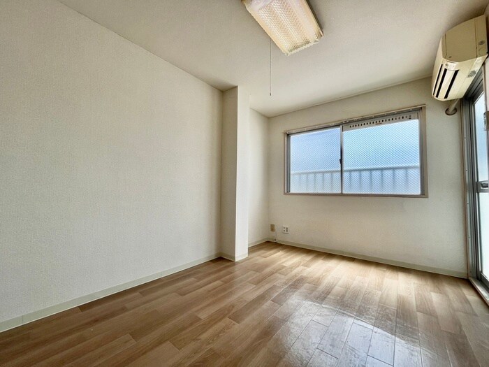 物件内観写真22　(居室)