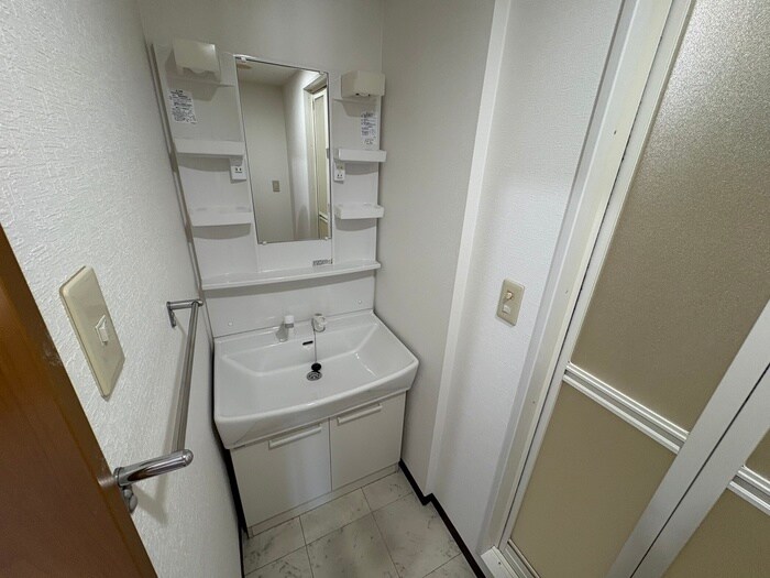 物件内観写真10　(洗面)
