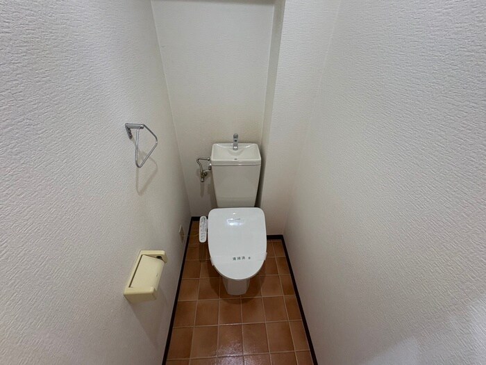 物件内観写真11　(トイレ)