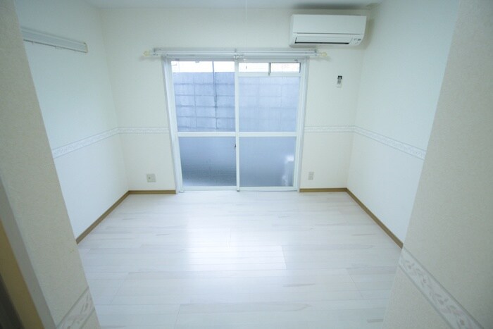 物件内観写真13　(居室)