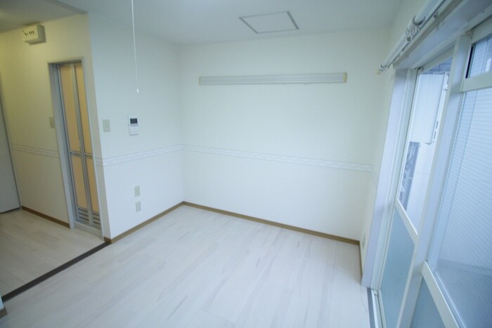 物件内観写真15　(居室)