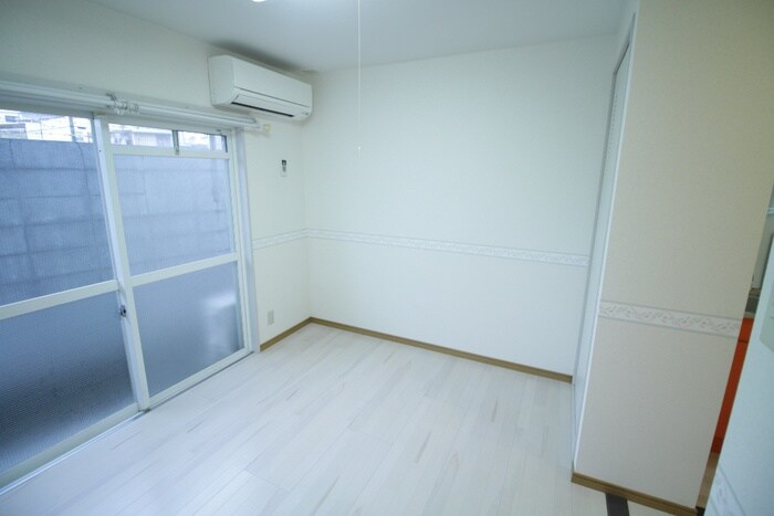 物件内観写真17　(居室)