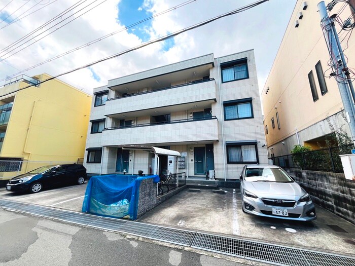 物件外観写真1　(外観写真)